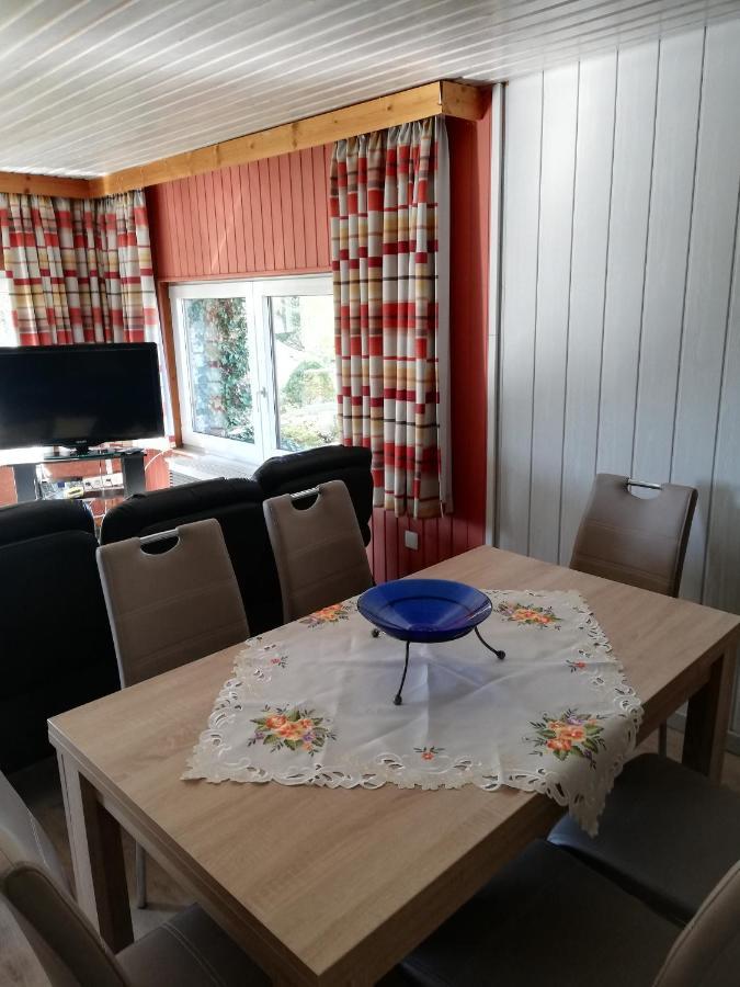 Haus Pauline Appartement Montenau Buitenkant foto